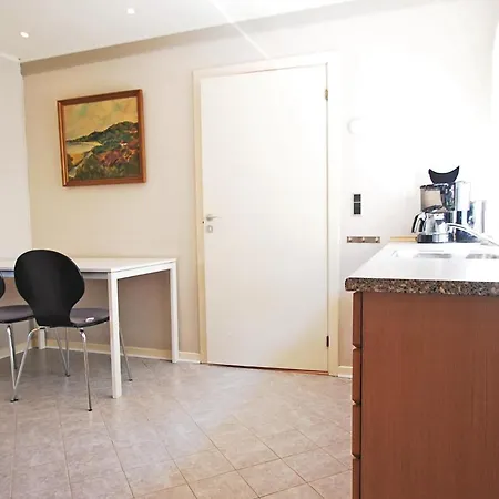 Three-bedroom Holiday With A Patio 01 Feriehus